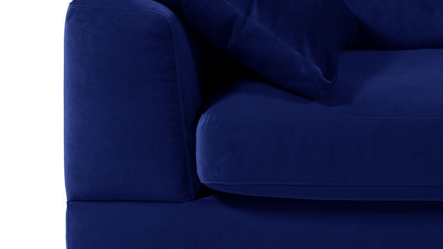 amur-sofa-blue-detail-armrest-1
