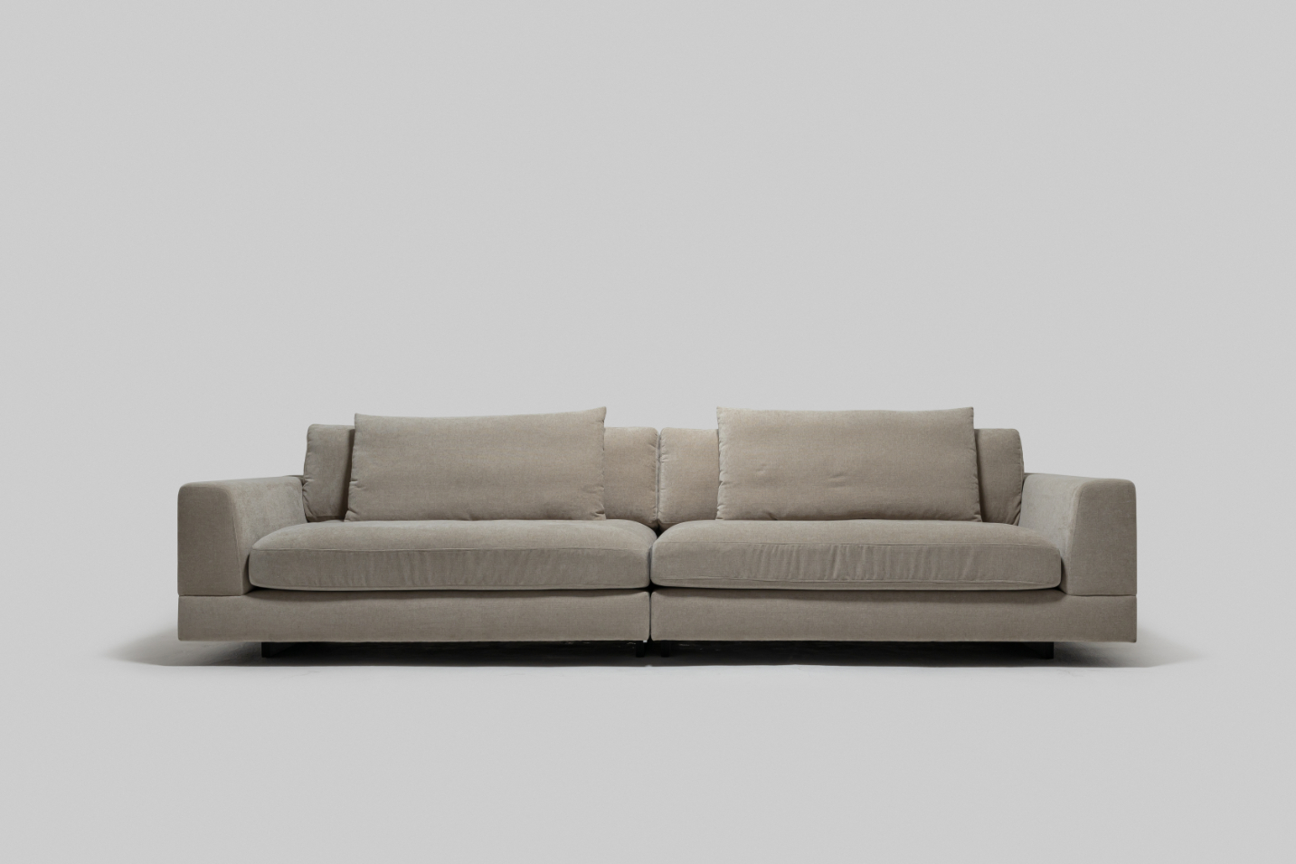 Дизайнерский диван AMUR прямой 1