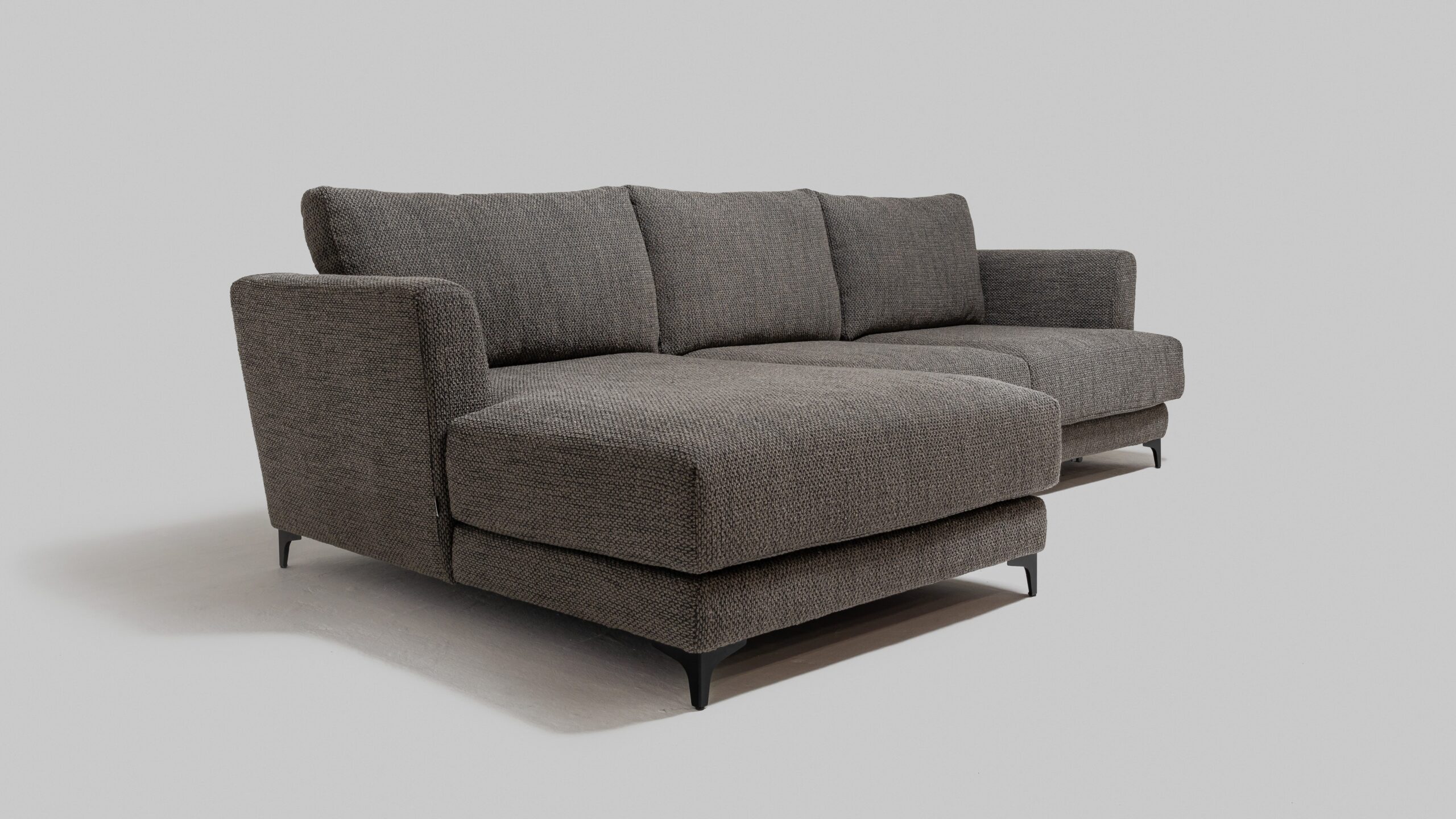 Дизайнерский диван Taiga 15